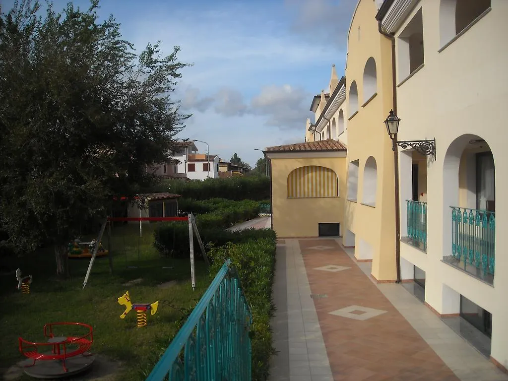 أروسييْ Residence Il Borgo شقة فندقية