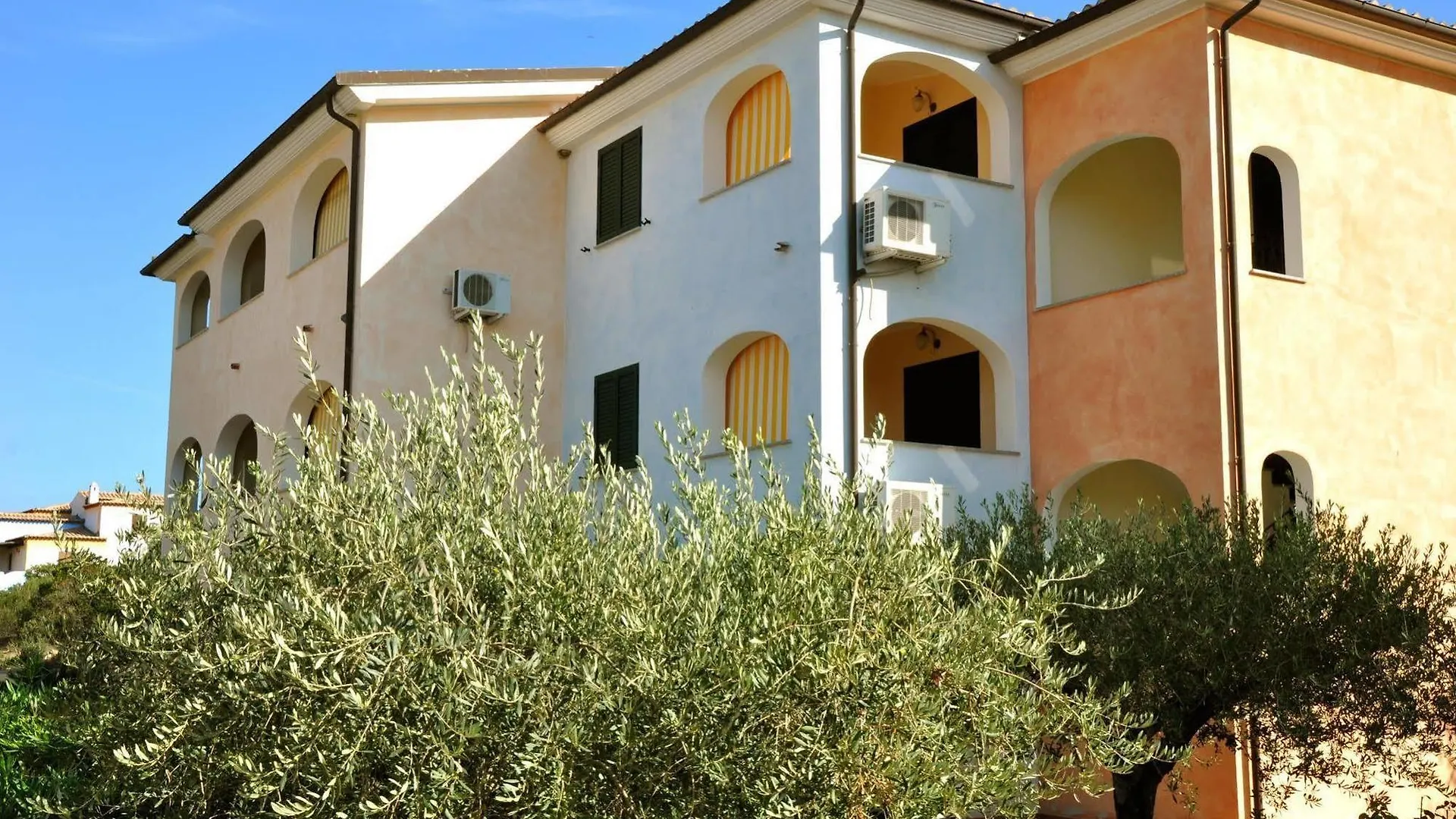 أروسييْ Residence Il Borgo شقة فندقية