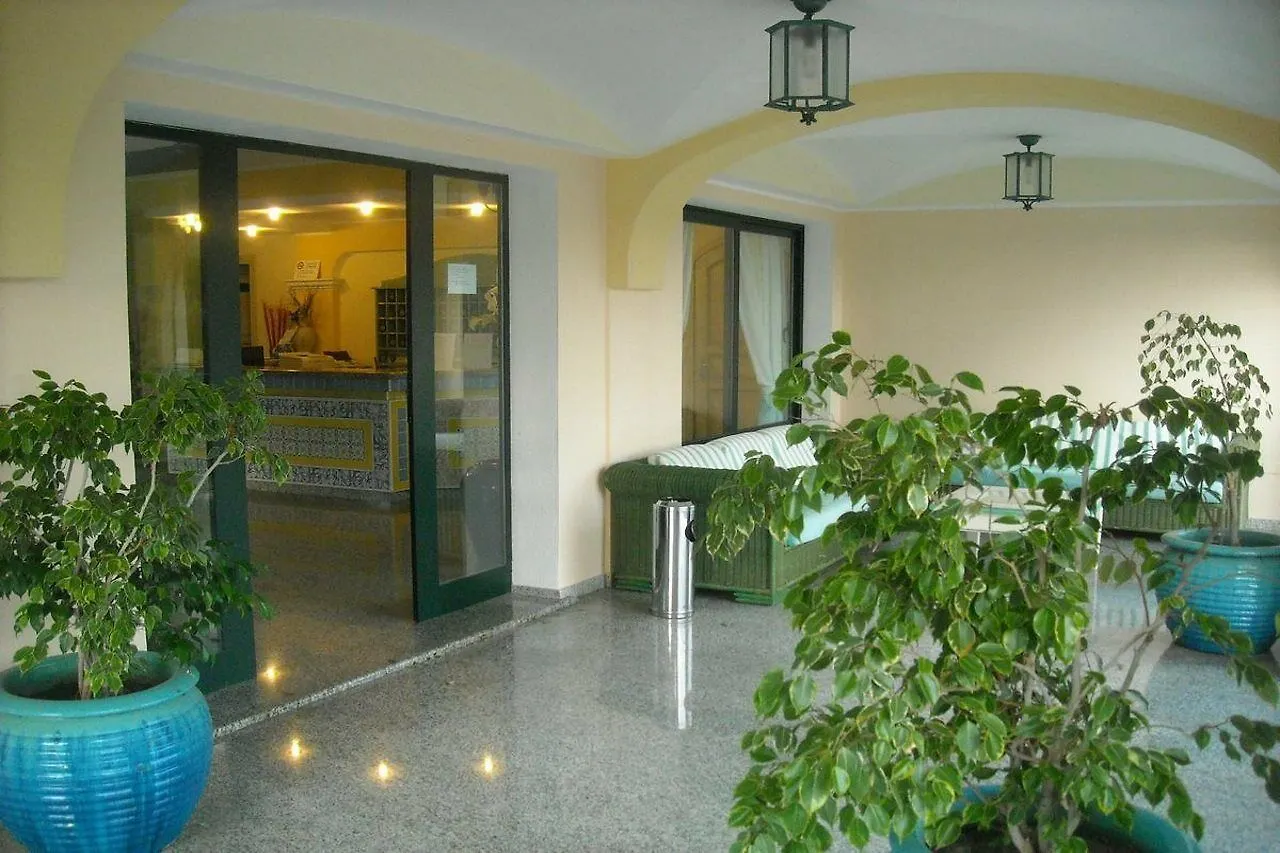 أروسييْ Residence Il Borgo إيطاليا